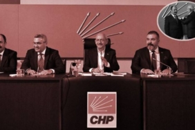 Nuşirevan Elçi CHP'ye katıldı, rozetini Kılıçdaroğlu taktı