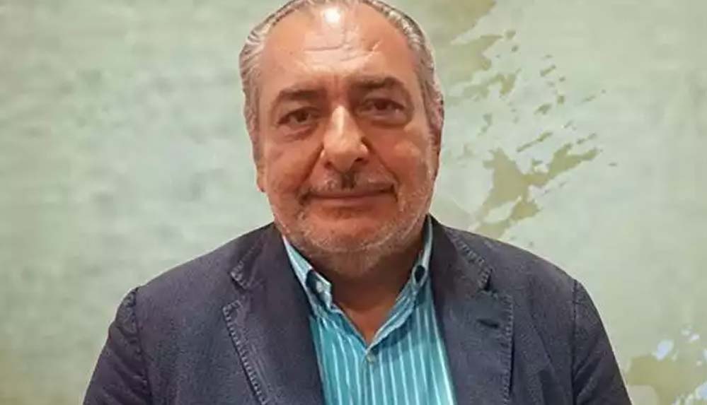 Reha-Muhtar-'eskort'-iddiasına-karşı-yatak-odasının-videosunu-paylaştı