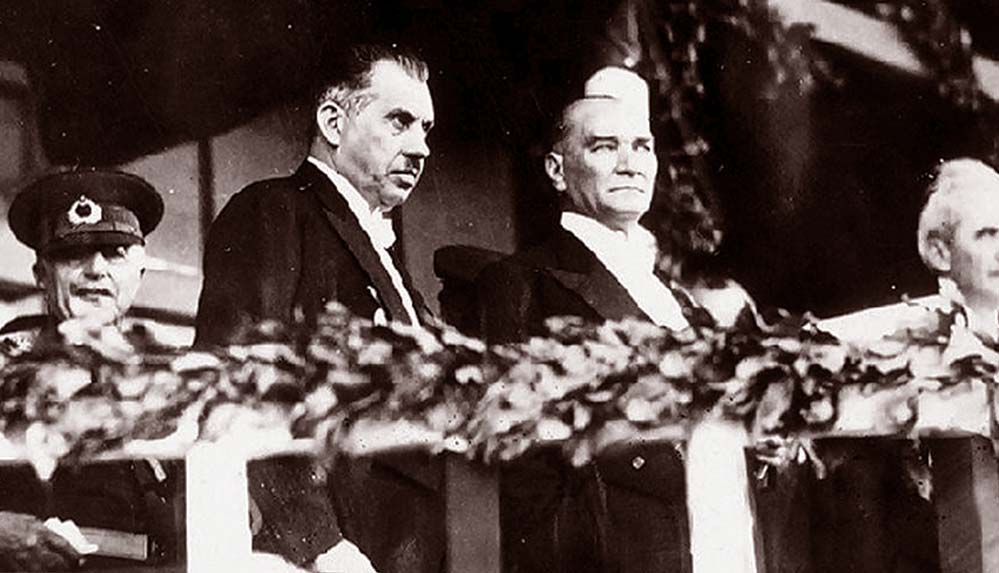 Türkiye Cumhuriyeti 99'uncu yaşını kutluyor