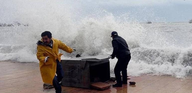 Valilik ve meteorolojiden peş peşe uyarı: Marmara için fırtına bekleniyor!