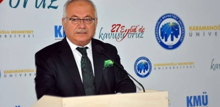 ‘Vampir’ uyarısı yapan rektör istifa etti