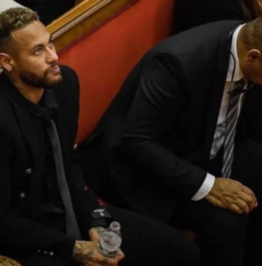 Yolsuzluk iddiasıyla dava açılmıştı Mahkemeden Neymar kararı!