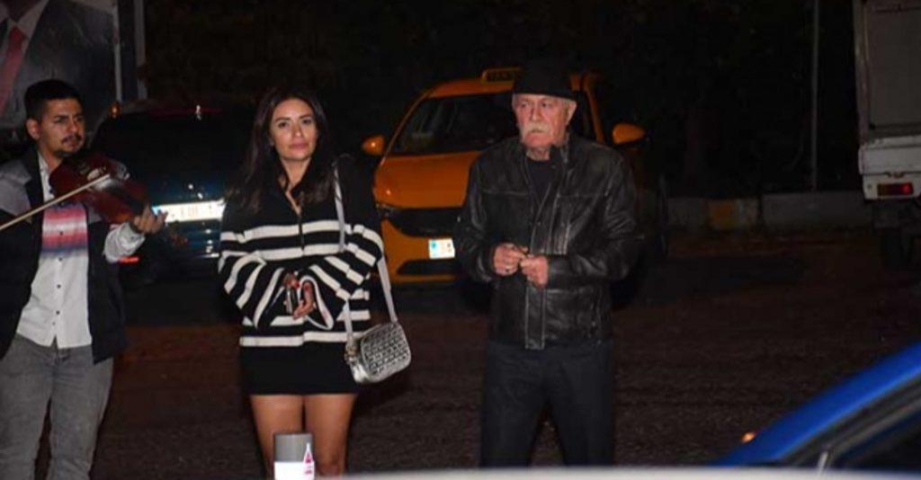 75 yaşındaki oyuncu Orhan Aydın genç sevgilisiyle görüntülendi: Beni neden çekiyorsunuz?