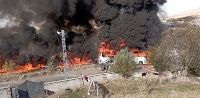Ağrı’da tanker yolcu otobüsüyle çarpıştı- Çok sayıda ölü ve yaralı var