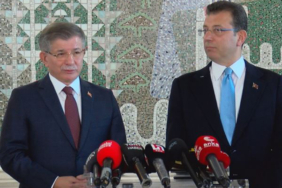 Ahmet Davutoğlu’ndan hapsi istenen Ekrem İmamoğlu’na destek ziyareti