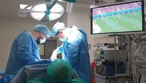 Böyle futbol aşkı görülmedi: Ameliyat olurken Dünya Kupası’nı izledi
