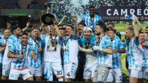 Arjantin'de tarihi maç: Kupa finalinde 11 kırmızı kart çıktı