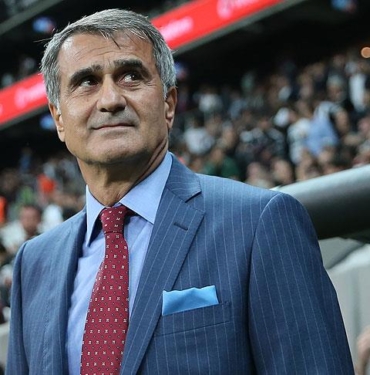 Şenol Güneş'ten dikkat çeken açıklama: Dayak yedim, "Artistlik yaptı" dediler! 2 Beşiktaş teknik direktörü Şenol Güneş- Dayak yedim, Artistlik yaptı' dediler!