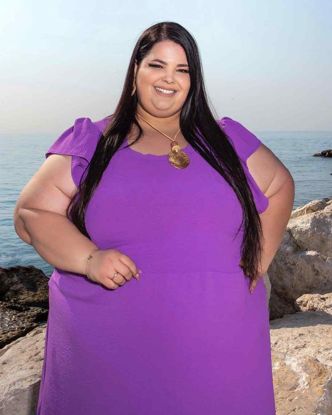 Brezilyalı büyük beden model isyan etti: "Çok kilolu olduğum için uçağa alınmadım"