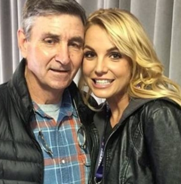 Britney Spears babası Jamie Spears'ın tutuklanmasını istedi 9 Britney Spears babası Jamie Spears'ın tutuklanmasını istedi
