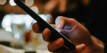 Cinsel-içerikli-mesajlaşma-uygulamasında-cinsel-içerikli-SMS-atmak-yasaklandı-