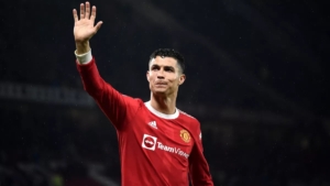 Cristiano Ronaldo’dan zehir zemberek sözler: Manchester United bana ihanet etti!