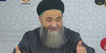 Cübbeli-Ahmet’ten-dikkat-çeken-ekonomi-yorumu--“Fahişelere-de-zam-geliyordur...”