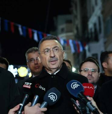 Cumhurbaşkanı Yardımcısı Fuat Oktay: "Kadın saldırganın bombayı patlatması sonucu..." 3 Cumhurbaşkanı-Yardımcısı-Fuat-Oktay--'Kadın-saldırganın-bombayı-patlatması-sonucu...'