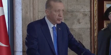 Devlet erkanı Ata'nın huzurunda- Erdoğan'dan 10 Kasım mesajı