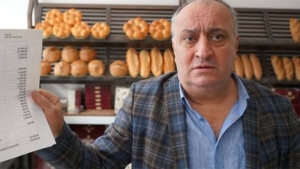 “Ekmek aptal toplumların gıda maddesidir” demişti: Ekmek Üreticileri Sendikası Başkanı Cihan Kolivar gözaltına alındı!
