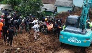 Endonezya'da 5,6 şiddetinde deprem: Ölü sayısı 252'ye çıktı