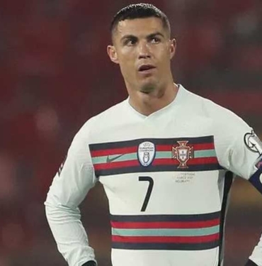 Eski kulübüyle başı dertte! Cristiano Ronaldo şimdi de tutuklanma tehlikesiyle karşı karşıya 10 Eski-kulübüyle-başı-dertte!-Cristiano-Ronaldo-şimdi-de-tutuklanma-tehlikesiyle-karşı-karşıya