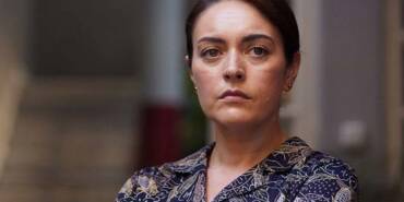 Ezgi-Mola'nın-başrol-oynayacağı-'Ayten'-dizisine-dev-bir-isim-daha-dahil-oldu