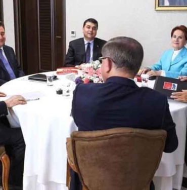 HDP’den ‘Altılı Masa’ya cumhurbaşkanı adayı mesajı: Mansur Yavaş'a asla ama asla oy vermeyiz 10 HDP’den-‘Altılı-Masa’ya-cumhurbaşkanı-adayı-mesajı--Mansur-Yavaş'a-asla-ama-asla-oy-vermeyiz