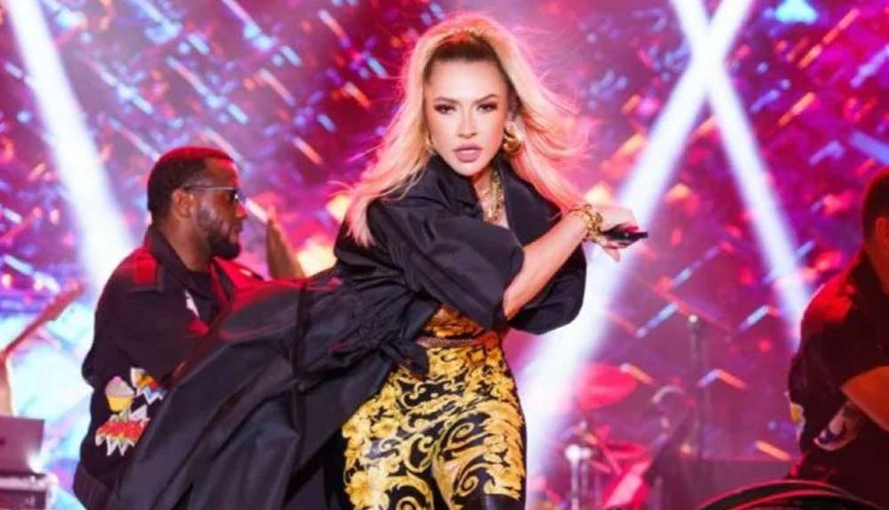 Hadise-isyan-etti--'Özel-hayatıma-resmen-tecavüz-ediyor-bu-insanlar.-Şantaj,-tehdit…'