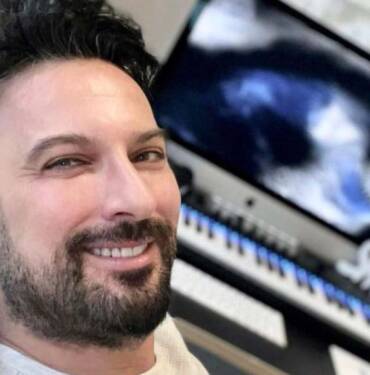 Hedef gösterilen Tarkan'dan açıklama: Ben susarım ama şarkılarım rahat durmaz 8 Hedef-gösterilen-Tarkan'dan-açıklama--Ben-susarım-ama-şarkılarım-rahat-durmaz-1