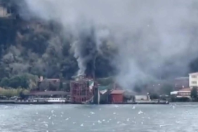 İstanbul-Beykoz'da-yangın--Duman-Boğaz'da-birçok-noktada-görüldü