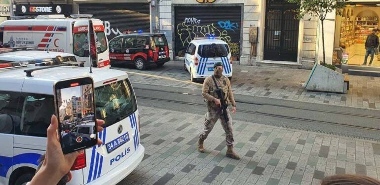İstiklal Caddesi’ndeki patlamada 6 kişi hayatını kaybetti, 53 kişi yaralandı