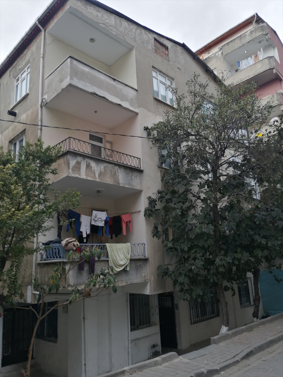 İstiklal Caddesi’ndeki bombalı saldırıyı gerçekleştiren teröristin yakalandığı evden yeni görüntüler