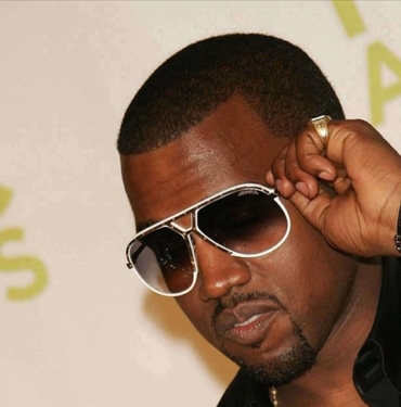 Kanye West'ten 30 günlük arınma: Porno, seks, içki ve konuşmak yasak 9 Kanye West