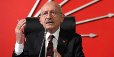 Kılıçdaroğlu’ndan-dikkat-çeken-çıkış--Ey-dünya-sana-da-sesleniyorum,-3-Aralık'ı-bekle-diyorum