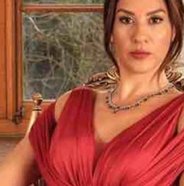 Kızılcık Şerbeti Kıvılcım Evrim Alasya kim, nerelidir? Evrim Alasya kaç yaşındadır? 3 Kızılcık Şerbeti Kıvılcım Evrim Alasya kim, nerelidir