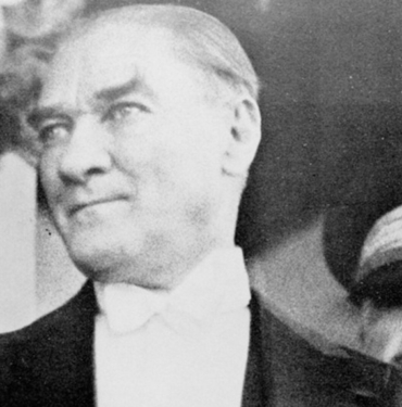 Mustafa Kemal Atatürk'ün ölüm nedeni sıtma ve HMSS mi? 2 Mustafa Kemal Atatürk'ün ölüm nedeni sıtma ve HMSS mi?