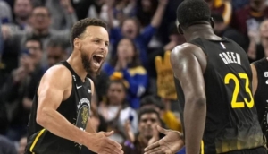 NBA'de Stephen Curry yıldızlaştı, Golden State Warriors galbiyete uzandı