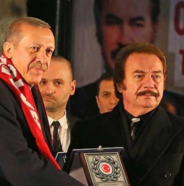 Orhan Gencebay'dan Erdoğan'a övgü dolu sözler: Milli bir duruş sergiliyor, alkışlıyorum 7 Orhan-Gencebay'dan-Erdoğan'a-övgü-dolu-sözler--Milli-bir-duruş-sergiliyor,-alkışlıyorum