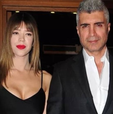 Özcan Deniz’in tişörtünü yırtıp tokat atmıştı: Feyza Aktan’ın cezası belli oldu 10 Özcan Deniz'in eski eşi Feyza Aktan kimdir, kaç yaşında, neden hakim karşısında