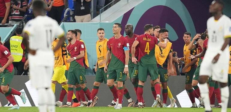 Portekiz, Ronaldo'nun tarihi golüyle Dünya Kupası'na galibiyetle başladı 1 Portekiz,-Ronaldo'nun-tarihi-golüyle-Dünya-Kupası'na-galibiyetle-başladı