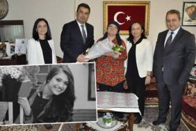 Şehit-öğretmen-Aybüke-Yalçın'ın-annesi-Öğretmenler-Günü'nde-unutulmadı