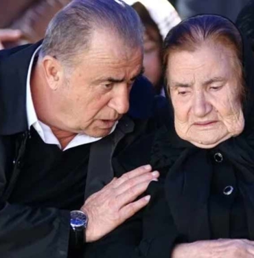 Fatih Terim'in annesi Nuriye Terim hayatını kaybetti 10 Son-dakika!-Fatih-Terim'in-annesi-Nuriye-Terim-hayatını-kaybetti