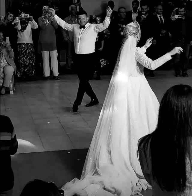 Sadece 1 gün nişanlı kaldılar: Survivor aşıkları İsmail Balaban ile İlayda Şeker evlendi