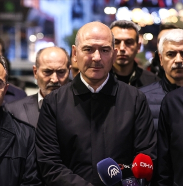 Taksim'deki terör saldırısında bombayı bırakan kişi gözaltına alındı 2 Taksim'deki terör saldırısında bombayı bırakan kişi gözaltına alındı