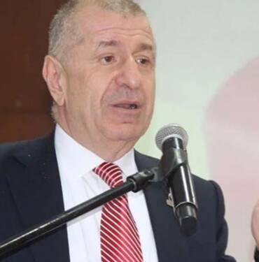 Ümit Özdağ'dan sığınmacı açıklaması: Gerekirse zorla yollayacağız 9 Ümit-Özdağ'dan-sığınmacı-açıklaması--Gerekirse-zorla-yollayacağız