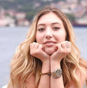 Yasmin Erbil kimdir, kaç yaşında, nereli? 3 Yasmin Erbil kimdir, nereli, kaç yaşında