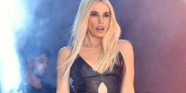 Yurt dışı yasağı kaldırılan Gülşen Barcelona’da görüntülendi