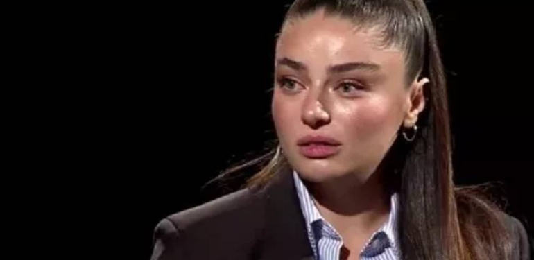 Ayça Ayşin Turan kimdir, nereli, kaç yaşında, neden ağladı?