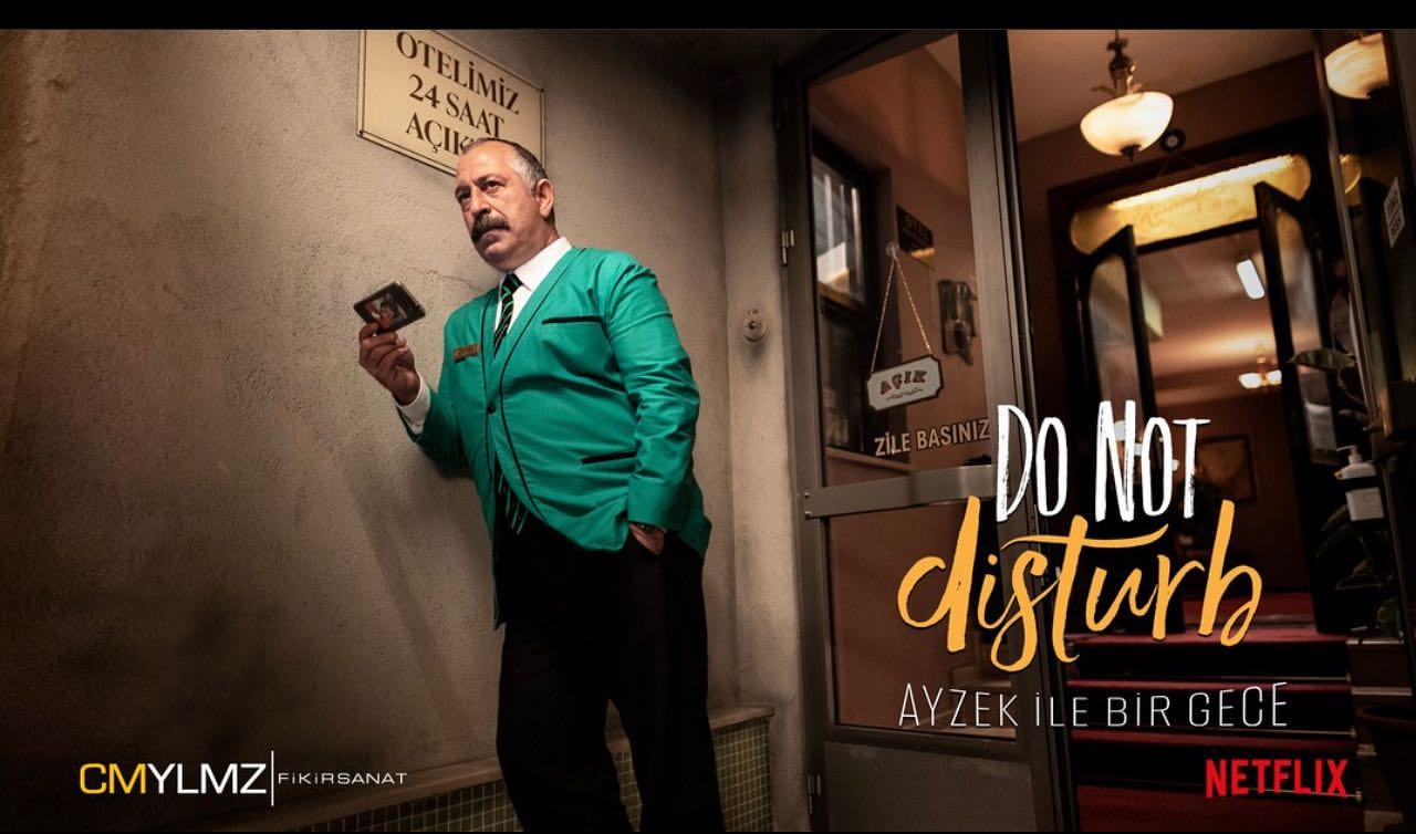 Cem Yılmaz merakla beklenen yeni filmi Ayzek ile Bir Gece'nin fotoğraflarını paylaştı