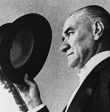 en güzel 10 kasım şiirleri ve resimleri Atatürk