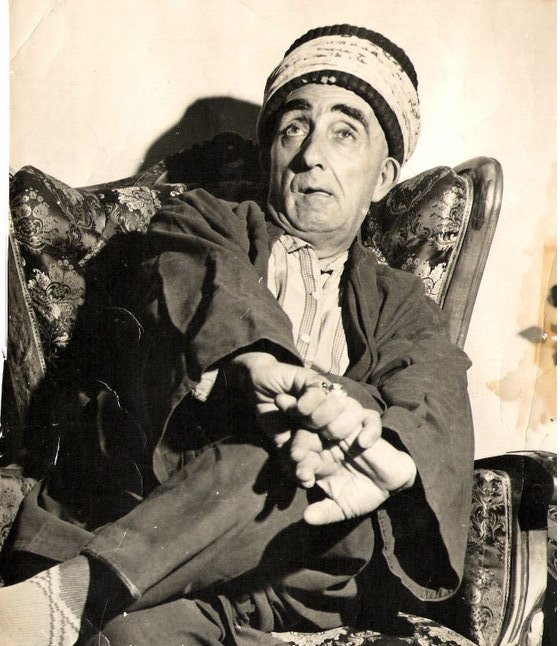 Orta oyunu ve tuluat sanatçısı İsmail Dümbüllü ölümünün 49'uncu yılında anılıyor: İsmail Dümbüllü kimdir?