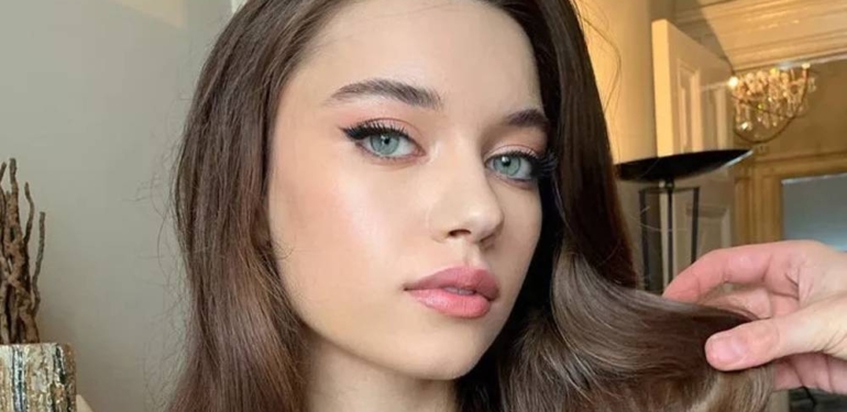 Yalı Çapkını’nın Seyran’ı Afra Saraçoğlu Ümit Erdim’in paylaşımına: Çok ayıp