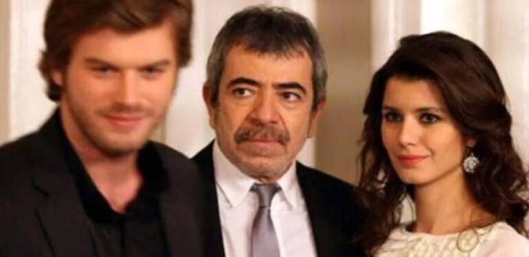 14 yıl aradan sonra sürpriz buluşmanın fotoğrafı gündem oldu: Aşk-ı Memnu hayranları beğeni yağdırdı